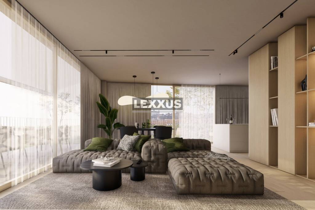 Moderný 4 izbový penthouse s veľkou terasou a výhľadom na hrad