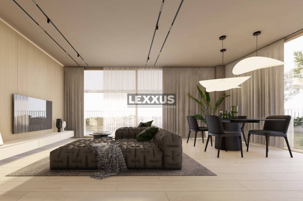 Moderný 4 izbový penthouse s veľkou terasou a výhľadom na hrad
