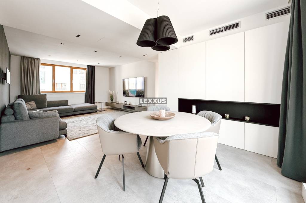 LEXXUS | Penthouse s dvoma terasami na pešej zóne Starého Mesta