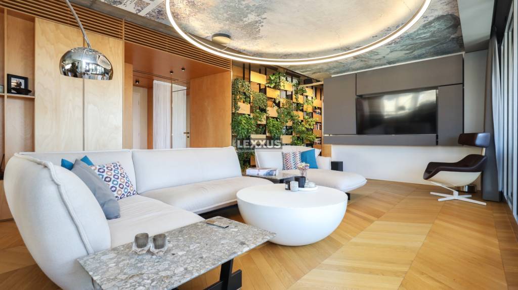 Jedinečný luxusný 3 izbový penthouse s terasou pri Modrom kostolíku